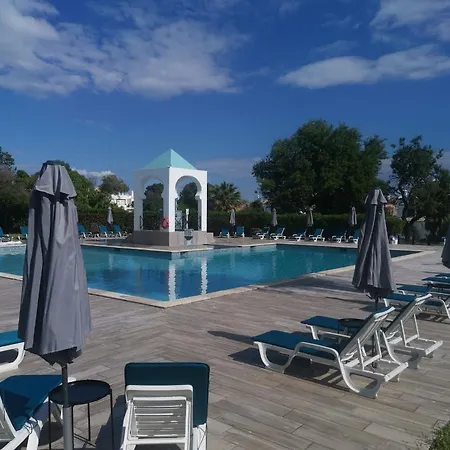 Apart-hotel Quinta Velha Jolie 215 By Algarent *